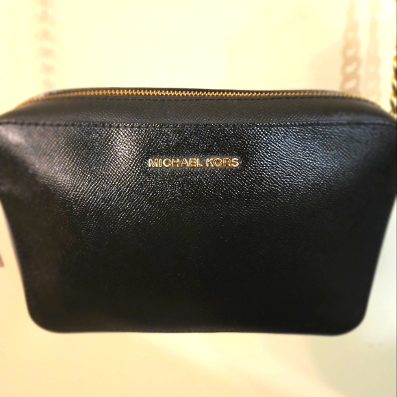 Michael Kors Handbags - Michael Kors Women Jet Set Travel Bag Black Gold Hardware Long Strap Crossbody